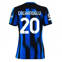 Camisa de time de futebol Inter Milan Hakan Calhanoglu #20 Replicas 1º Equipamento Feminina 2023-24 Manga Curta